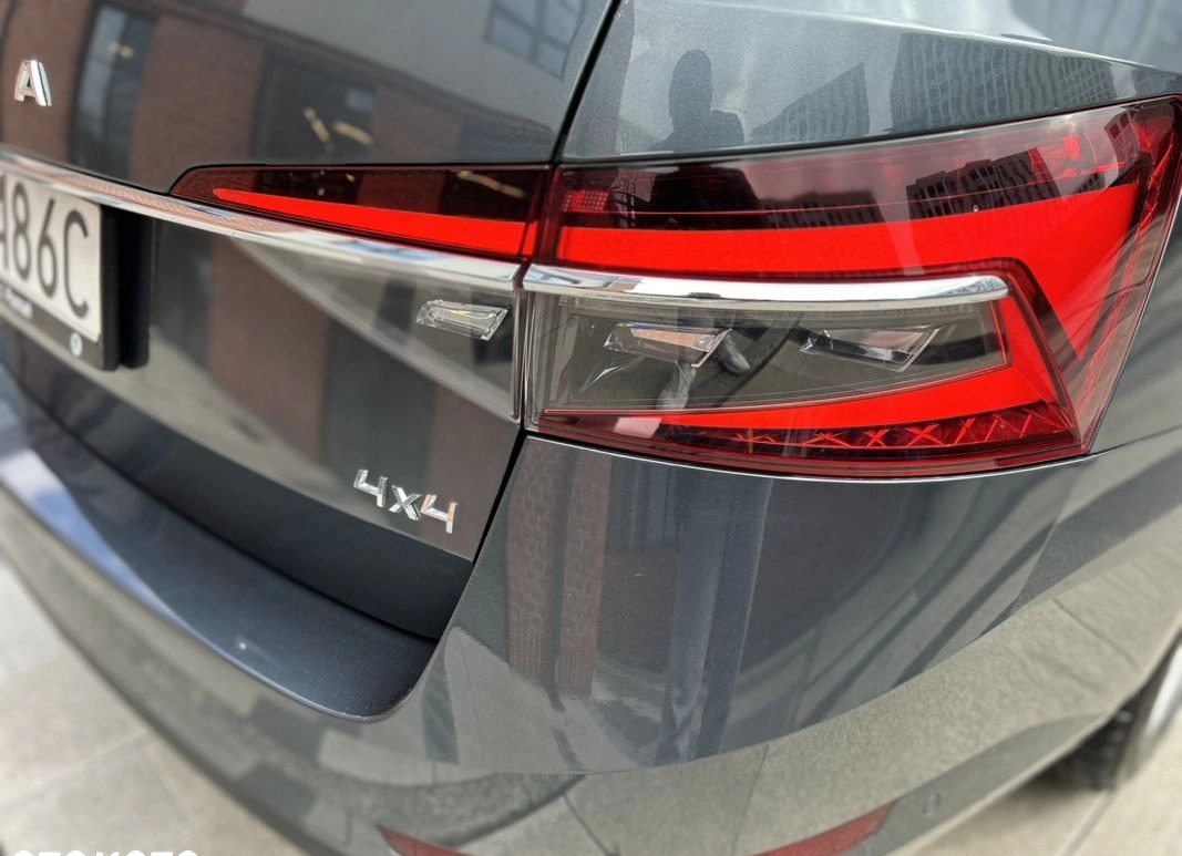 Skoda Superb cena 104900 przebieg: 144000, rok produkcji 2020 z Kraków małe 667